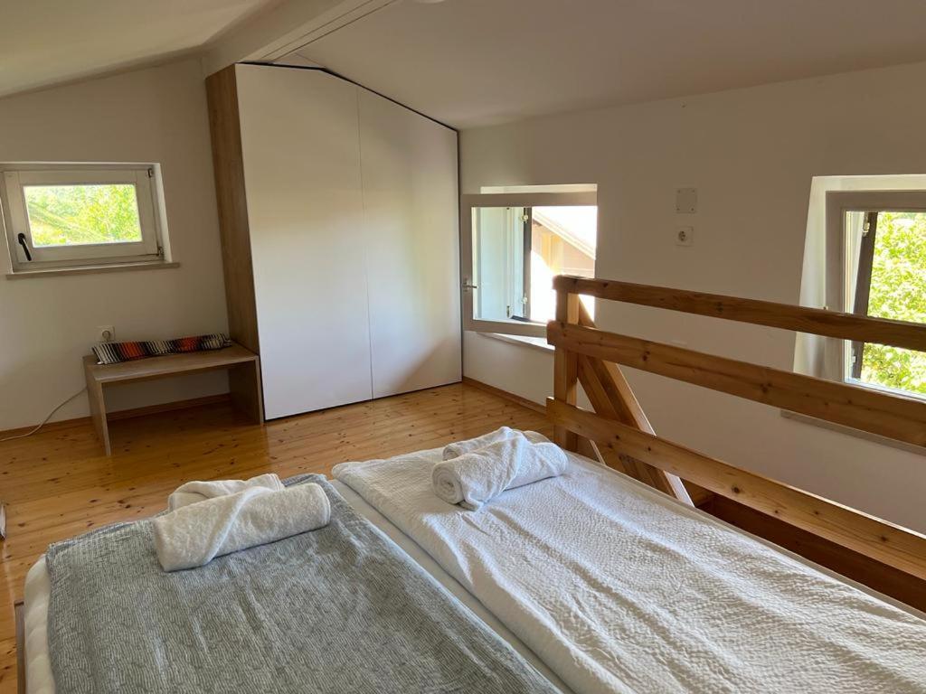 Cosy Cottage With Views Near Kobarid Exterior foto